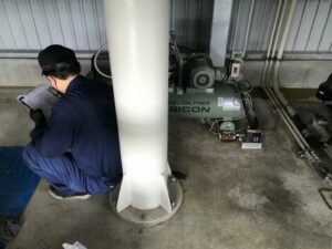 ベビーコンプレッサーのメンテナンス | 北関東 工場 修理メンテナンス.com