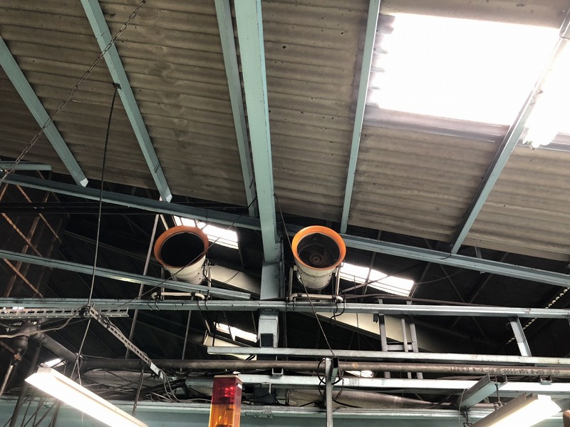 熱気を外へ運ぶ気流を発生させる送風機の設置工事 | 徳島 工場 修理・メンテナンス.com